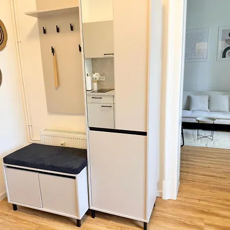 M8 Citystage Two Апартаменты